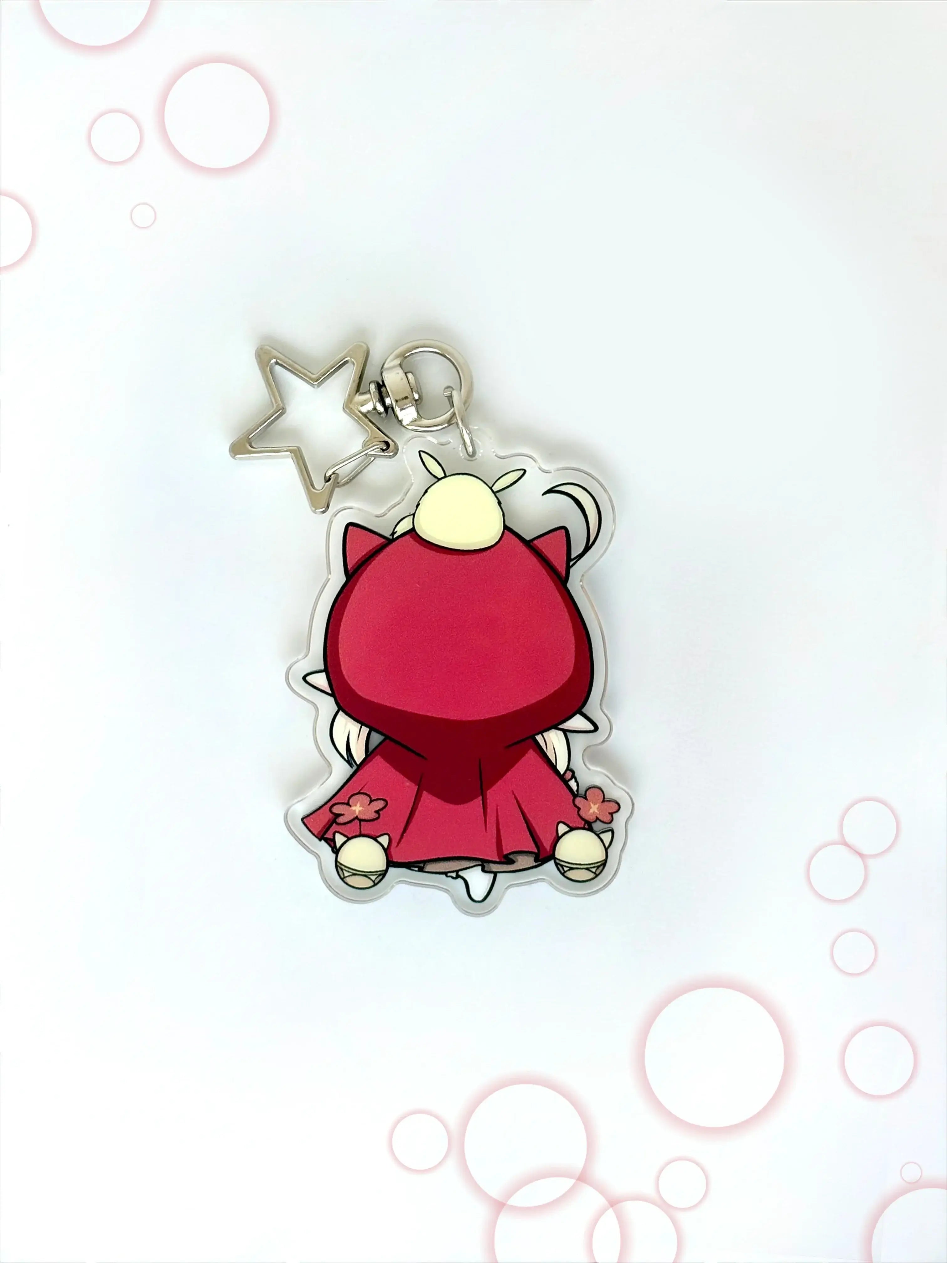 Back view of the Klee anime keychain showcasing a unique alternate art illustration.